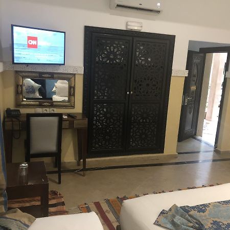 内司马套房spa宾馆 马拉喀什 外观 照片